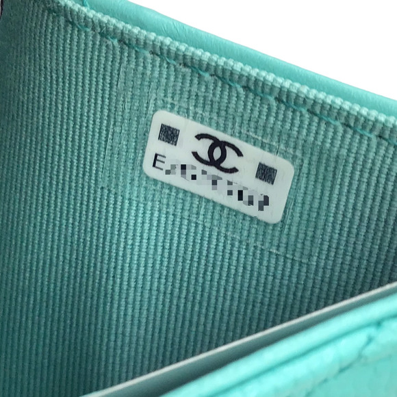 CHANEL Compact Wallet Small Tri-fold AP0230 SLG Leather Goods Caviar Skin Lig... - Picture 10 of 11